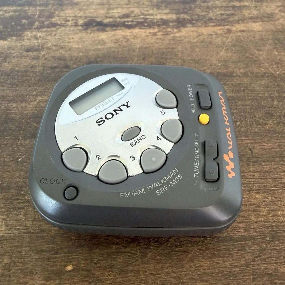 Sony Walkman SRF-M35 AM/FM Radio Vintage W/ Belt Clip Tested‎ Retro Y2K